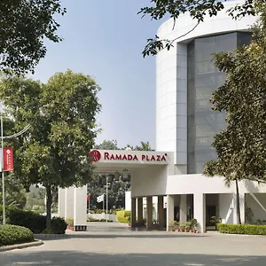 ***** Hotel Ramada Plaza By Wyndham Jhv India
