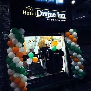 Divine Hotel Varanasi