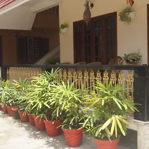 לינה וארוחת בוקר Prems Homestay, Kochi