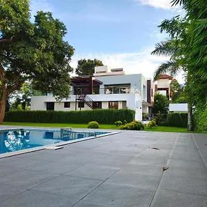 Bed & Breakfast Nadhiyoram River Retreat, Kochi