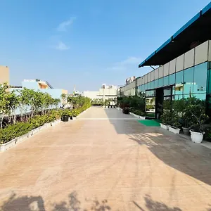 Airport Grand By Fantasia Hotel New Delhi