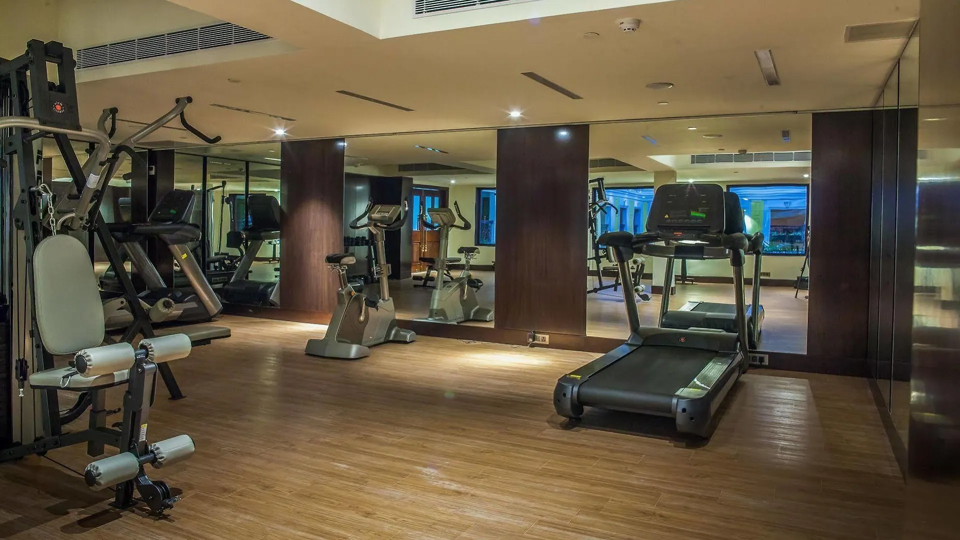 Fragrant Nature Kochi - A Five Star Classified Hotel 5*,