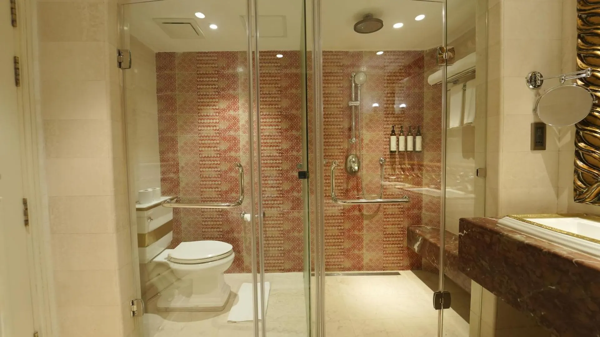 Fragrant Nature Kochi - A Five Star Classified Hotel India