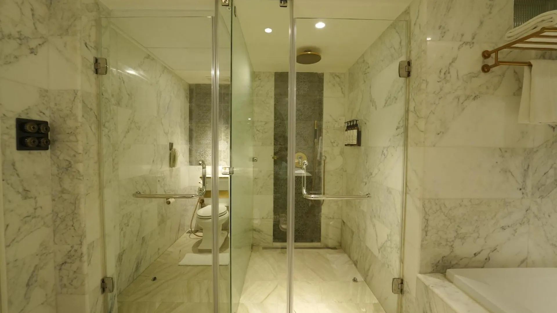 Fragrant Nature Kochi - A Five Star Classified Hotel